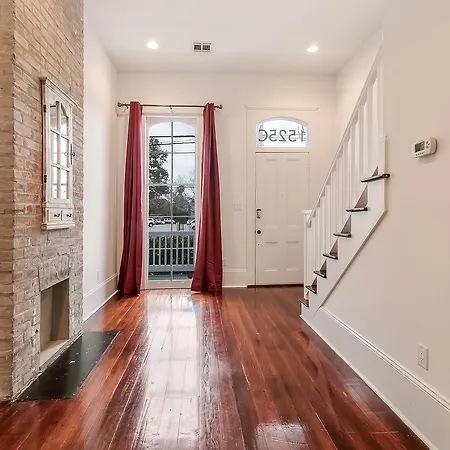 Modern 2Br On Carondelet By Hosteeva Apartment New Orleans Exterior photo